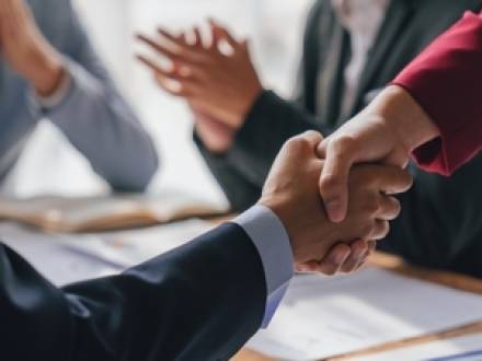 Naperville, IL Corporate Law Attorney